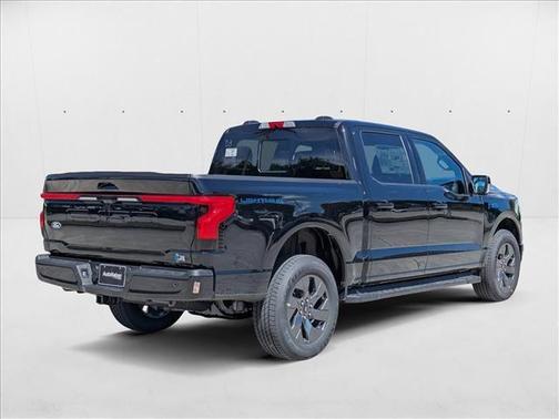 2025 Ford F-150 Lightning LARIAT