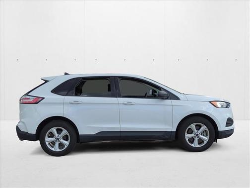 2020 Ford Edge SE