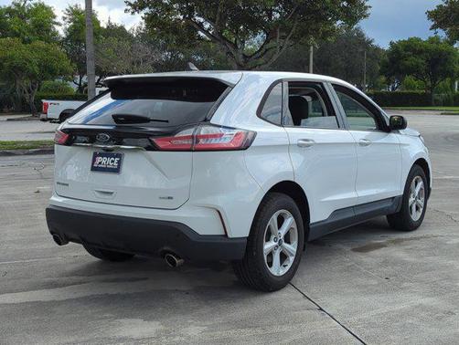 2020 Ford Edge SE