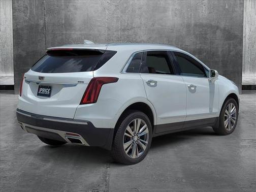 2020 Cadillac XT5 Premium Luxury