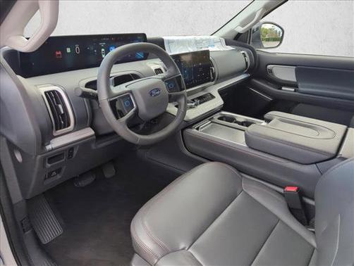 2025 Ford Expedition Max Active 4x2