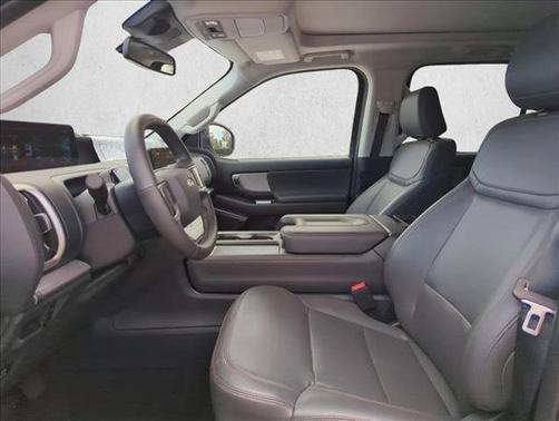 2025 Ford Expedition Max Active 4x2