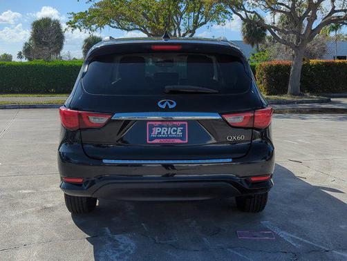 2017 INFINITI QX60 Base