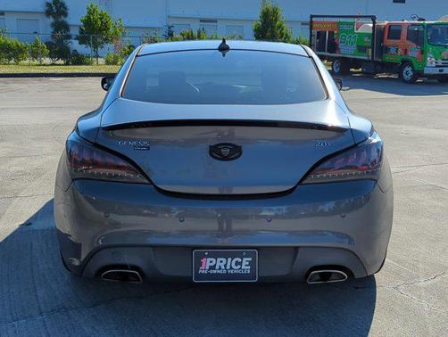 2014 Hyundai Genesis Coupe 2.0T Premium