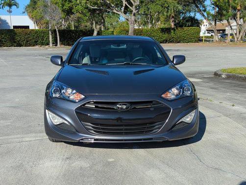 2014 Hyundai Genesis Coupe 2.0T Premium