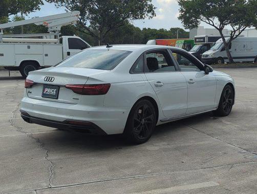 2022 Audi A4 Prestige 45 TFSI S line quattro S tronic