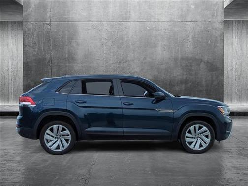 2022 Volkswagen Atlas Cross Sport 3.6L V6 SE w/Technology