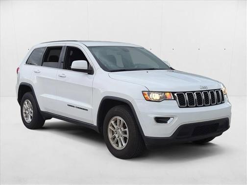 2019 Jeep Grand Cherokee Laredo