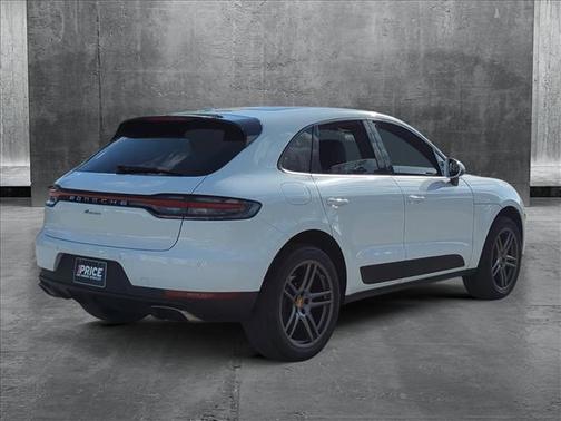 2021 Porsche Macan Base