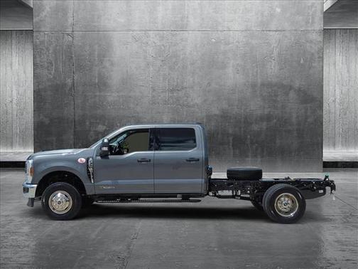 2025 Ford F-350 XLT