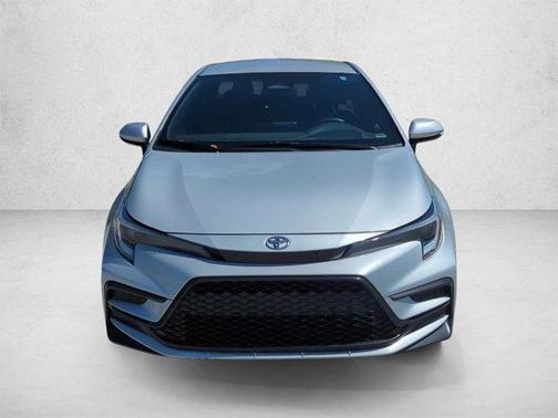 Classic Silver Metallic 2024 Toyota Corolla SE