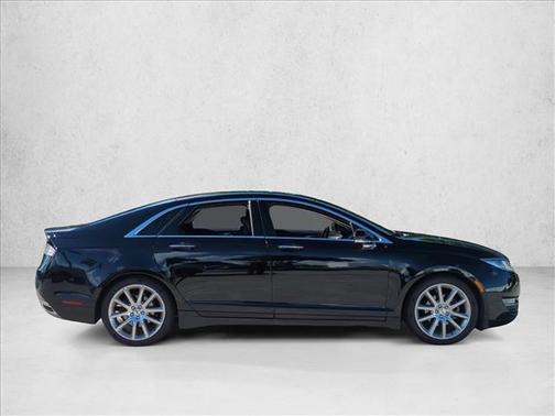 2016 Lincoln MKZ Hybrid Base