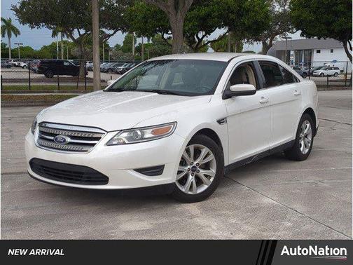 2011 Ford Taurus SEL