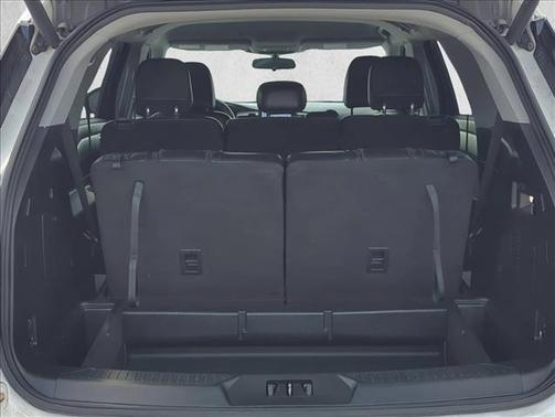 Oxford White 2021 Ford Explorer XLT