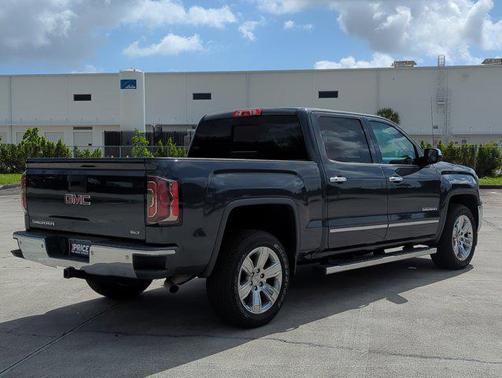 Dark Slate Metallic 2017 GMC Sierra 1500 SLT