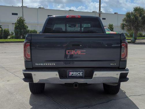 Dark Slate Metallic 2017 GMC Sierra 1500 SLT