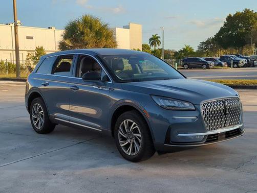 2023 Lincoln Corsair Standard