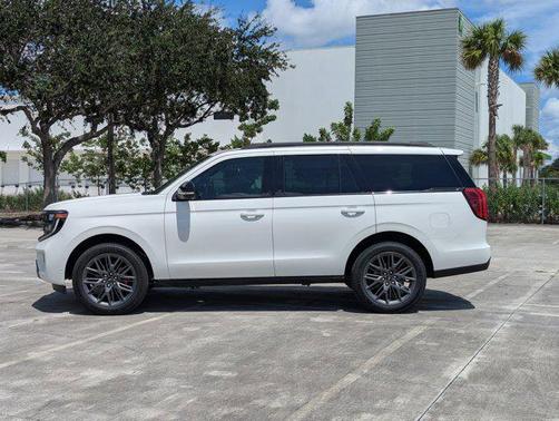 2025 Ford Expedition Platinum
