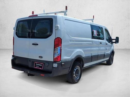 Oxford White 2018 Ford Transit-250 Base