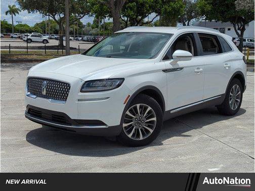 2022 Lincoln Nautilus Standard