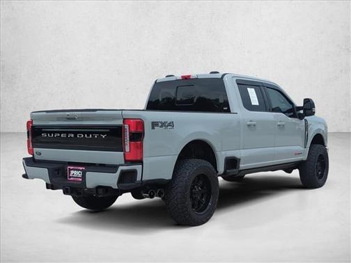 Avalanche 2025 Ford F-350 Platinum