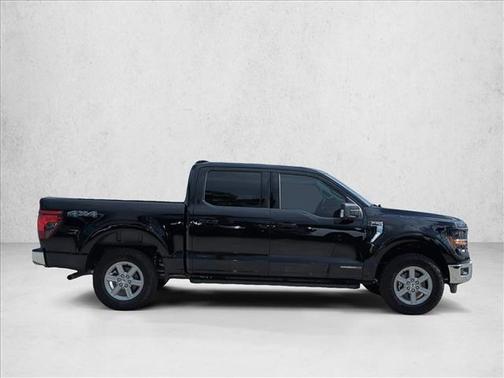 Agate Black Metallic 2026 Ford F-150 XLT