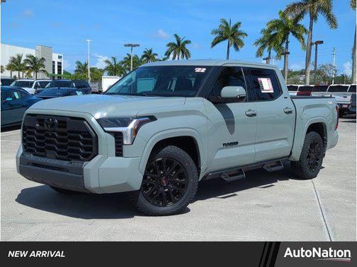 2022 Toyota Tundra SR5