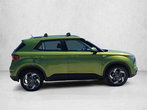 Green Apple 2023 Hyundai VENUE SEL