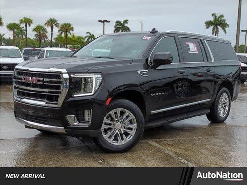 2022 GMC Yukon XL SLT