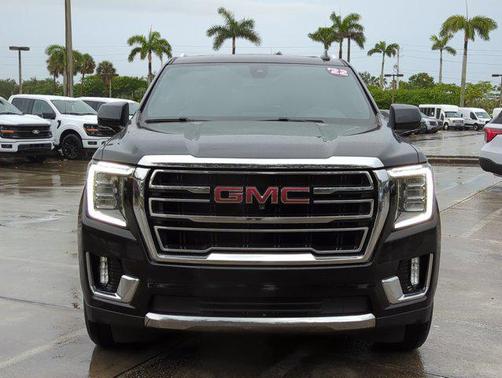 2022 GMC Yukon XL SLT