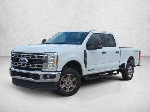 Oxford White 2026 Ford F-250 XLT