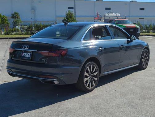 2022 Audi A4 40 Premium Plus
