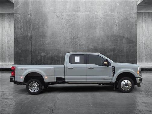 2025 Ford F-450 Lariat