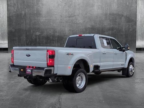 2025 Ford F-450 Lariat