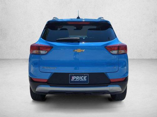 Fountain Blue 2024 Chevrolet Trailblazer LT