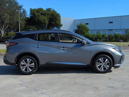 2022 Nissan Murano SV FWD