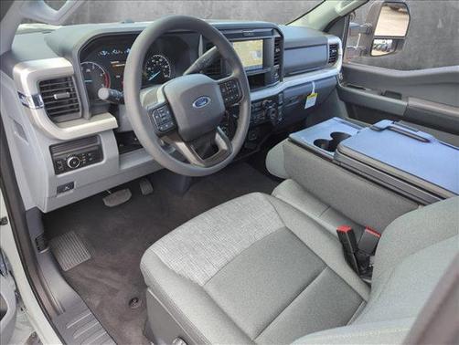 2025 Ford F-350 XLT