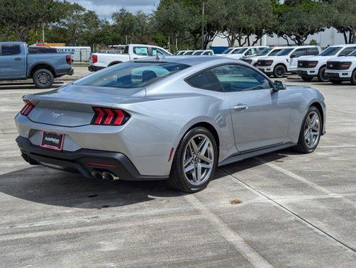 2025 Ford Mustang EcoBoost