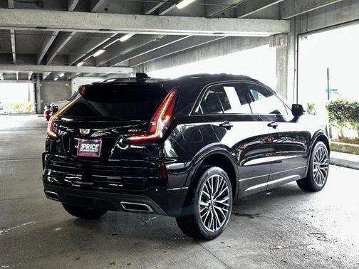 2024 Cadillac XT4 Sport