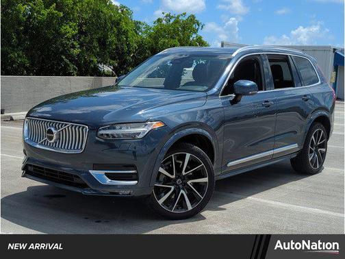 2024 Volvo XC90 B6 Plus Bright Theme 7-Seater