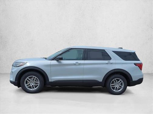 Space White Metallic 2026 Ford Explorer Active