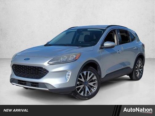 2020 Ford Escape Titanium