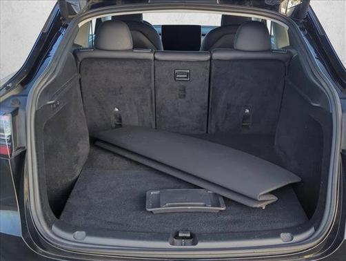 2024 Tesla Model Y Long Range Dual Motor All-Wheel Drive