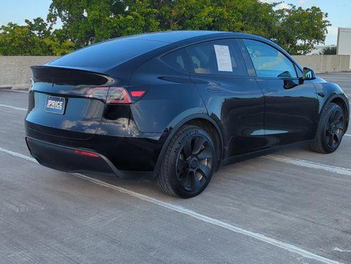 2024 Tesla Model Y Long Range Dual Motor All-Wheel Drive