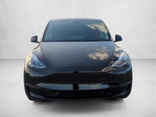 2024 Tesla Model Y Long Range Dual Motor All-Wheel Drive