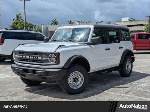 2025 Ford Bronco Base