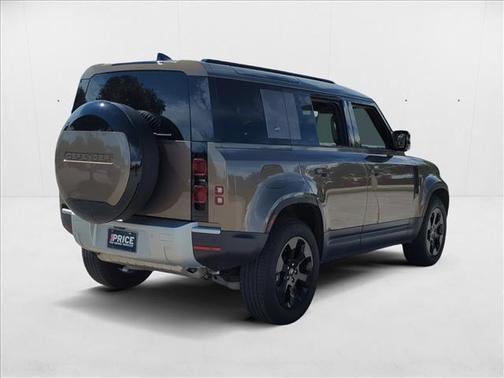 2024 Land Rover Defender 110 P300