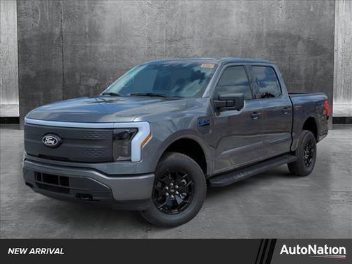 2025 Ford F-150 Lightning XLT