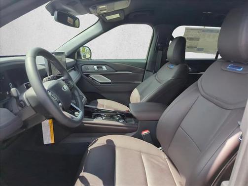 Carbonized Gray Metallic 2026 Ford Explorer Platinum