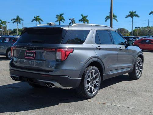 2025 Ford Explorer Platinum